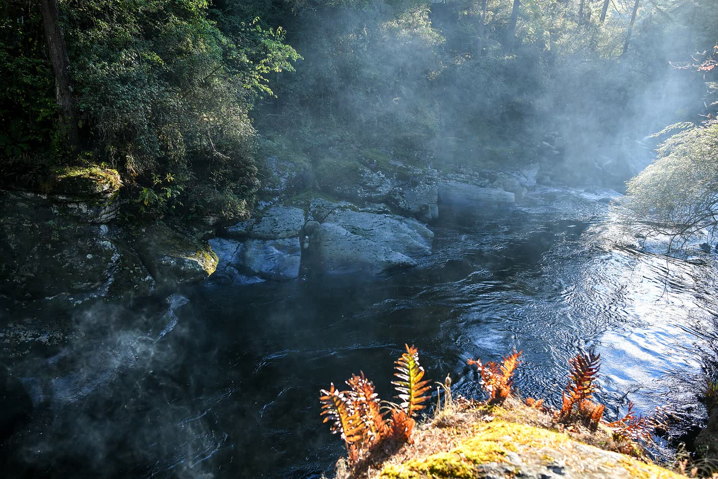Mebar Tsho (Burning Lake)
